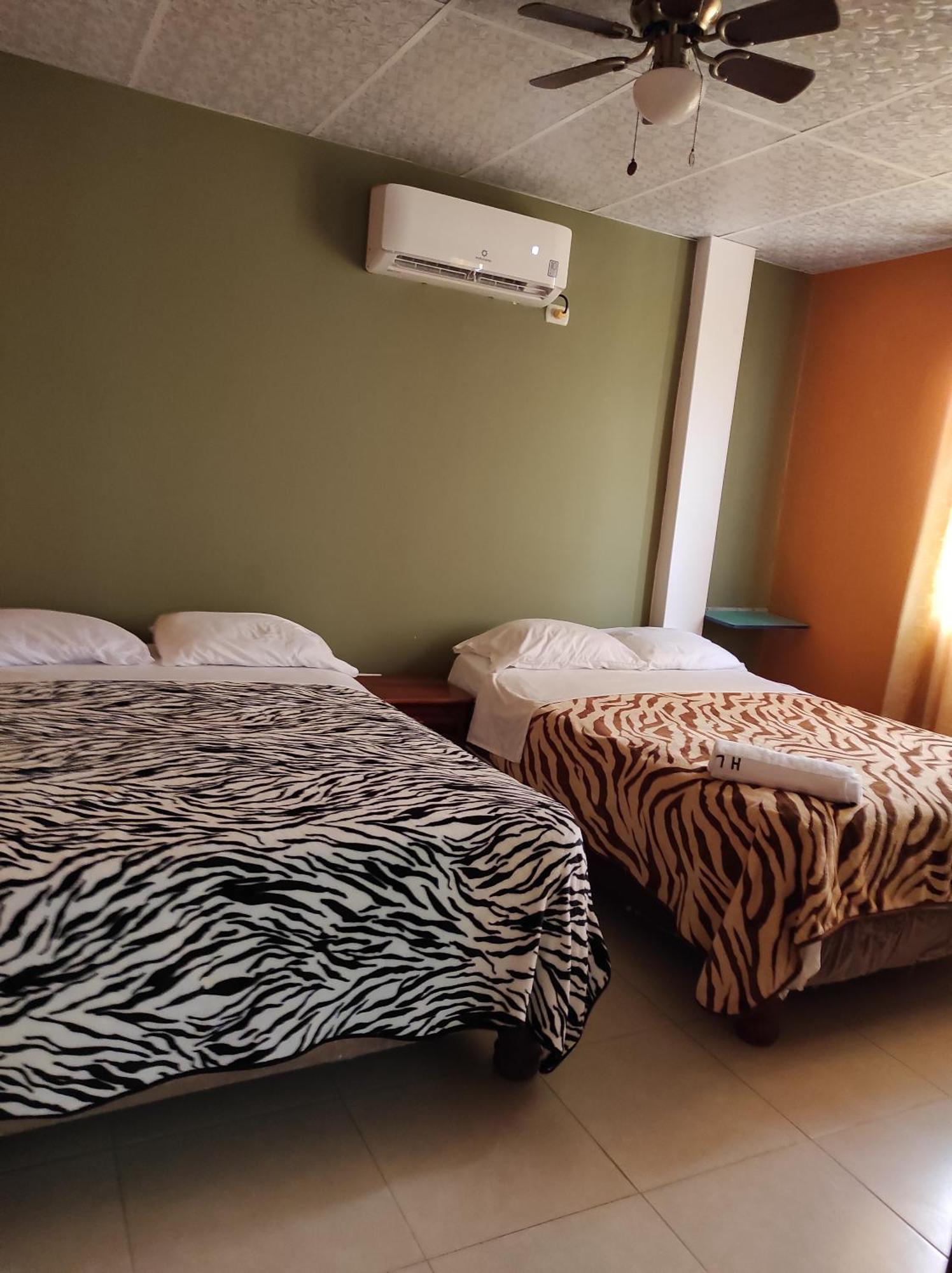 Hostal Las Garzas Del Pelado Playas Exterior photo